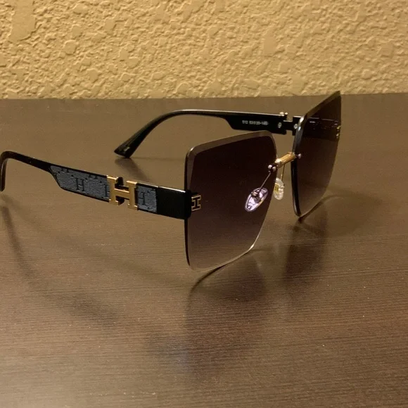 Hermes | Accessories | Hermes Black And Gold Square  display picture 2